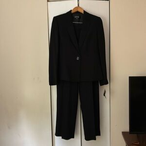 NWT Kasper Black Pinstripe Professional Suit